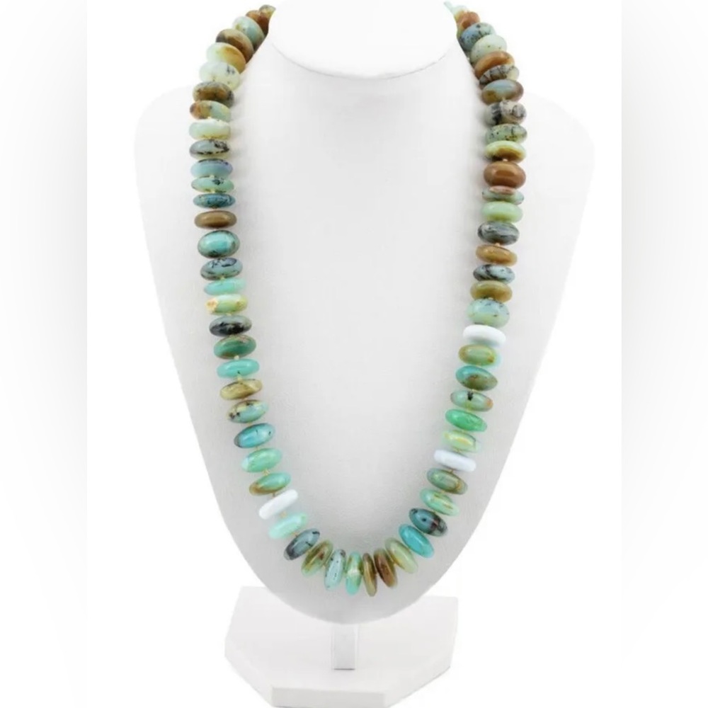 Stunning Tiffany and Co. 20” Jasper Rondelle Bead Necklace with 18k Gold Clasp